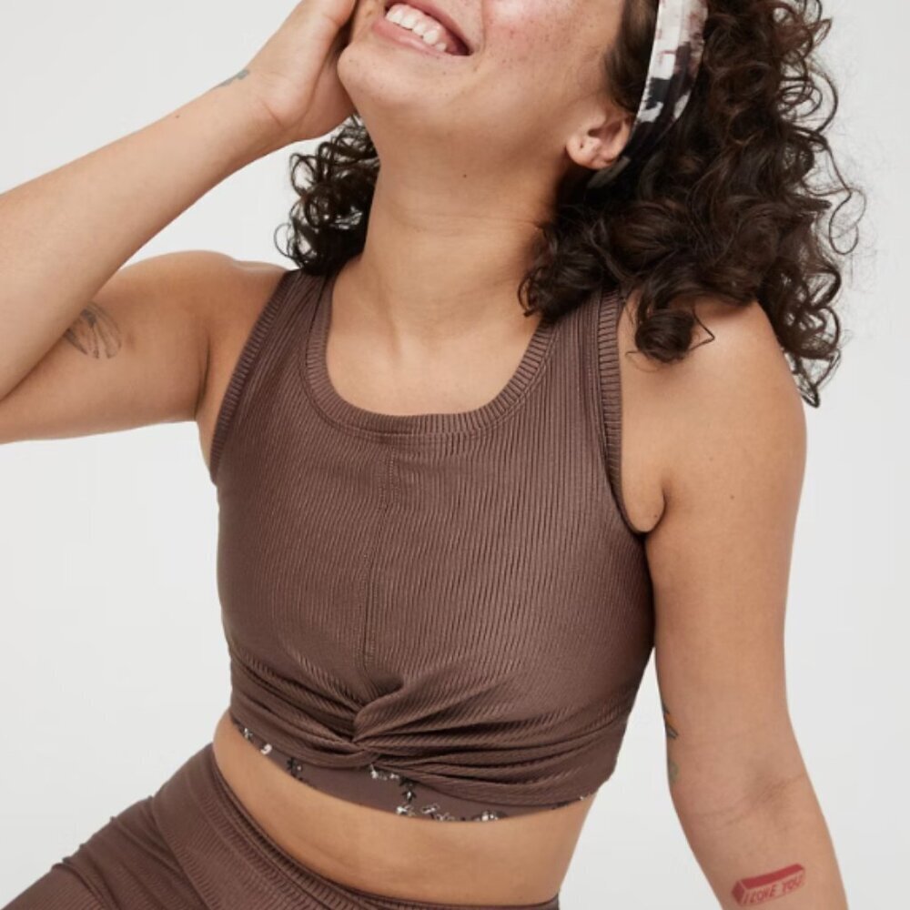 AERIE | OFFLINE Ribbed Shine Twist Front Sports Bra | Sz. S